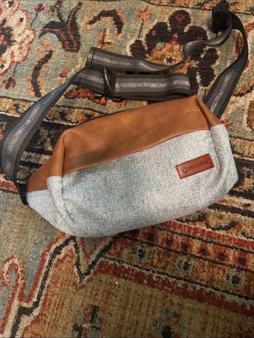 Monbébé Diaper Waist Pack Crossbody Fanny Pack w/ Changing Pad Gray & Brown